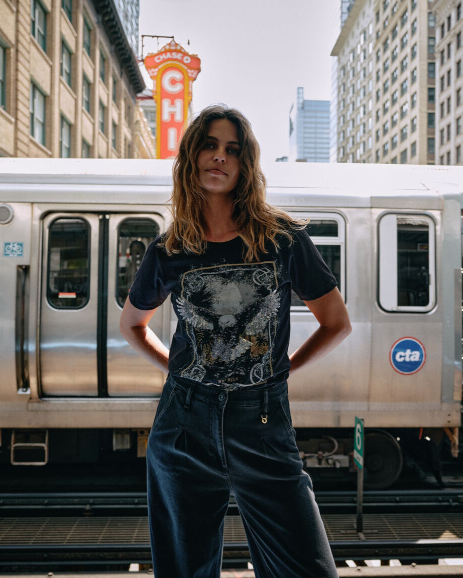 Modelshot / Black / Detail